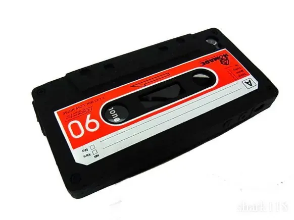 iPhone 4 / 4S Retro Cover. Silikone kassettebånd. Sort.