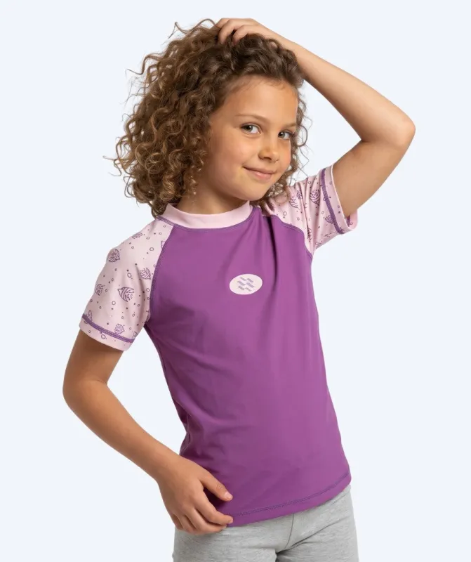 Watery UV-trøje til børn - Brandman Kortærmet Rashguard - Pink/lilla - UV badetøj