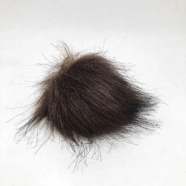 Pompon  8 cm, Støvet brun