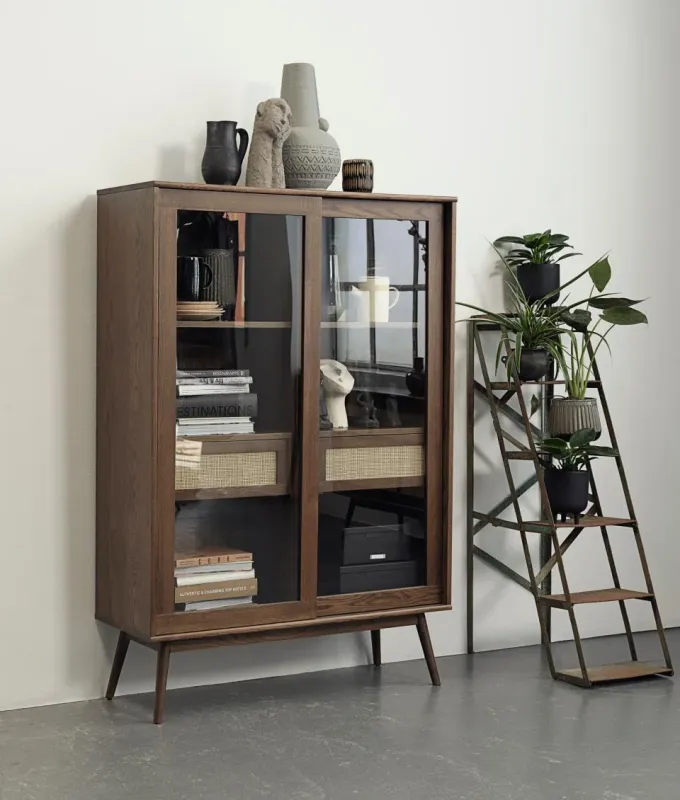 Barrali Vitrineskab 160x110x40 cm - Røget Eg med Glas - Nordisk Design