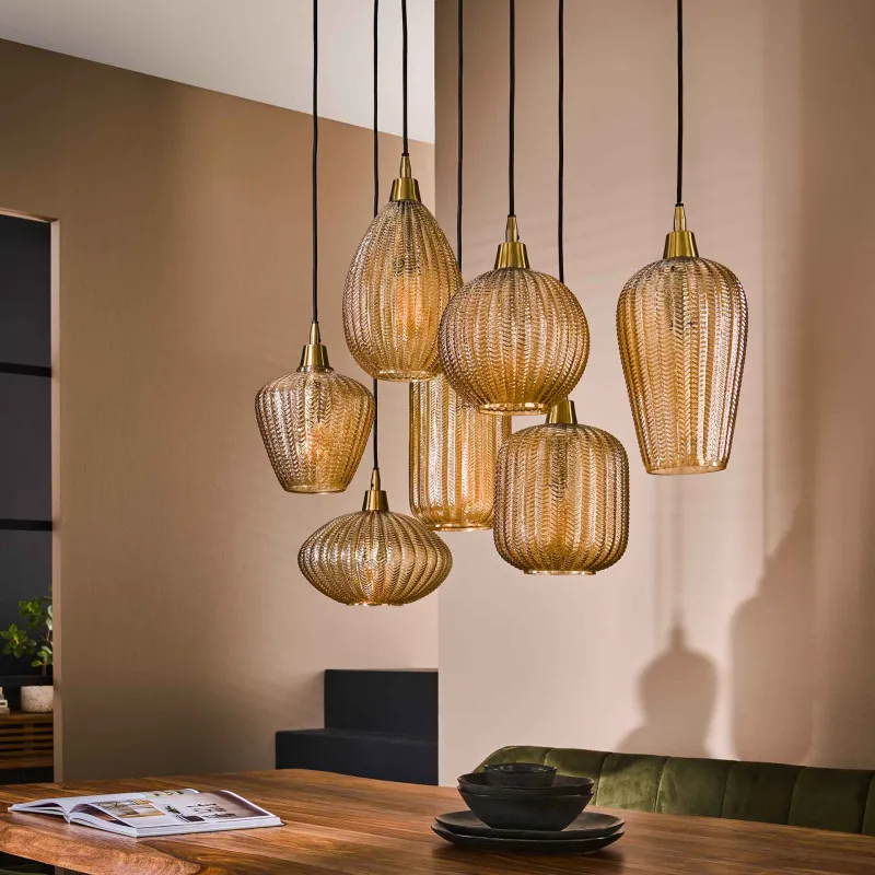 Player - Loftlampe med syv forskellige glaskupler i ravfarvet glas Levering
