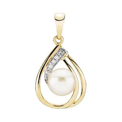 Vedhæng i 8 kt. Guld med Ferskvandsperle og Diamanter 0,02 ct.