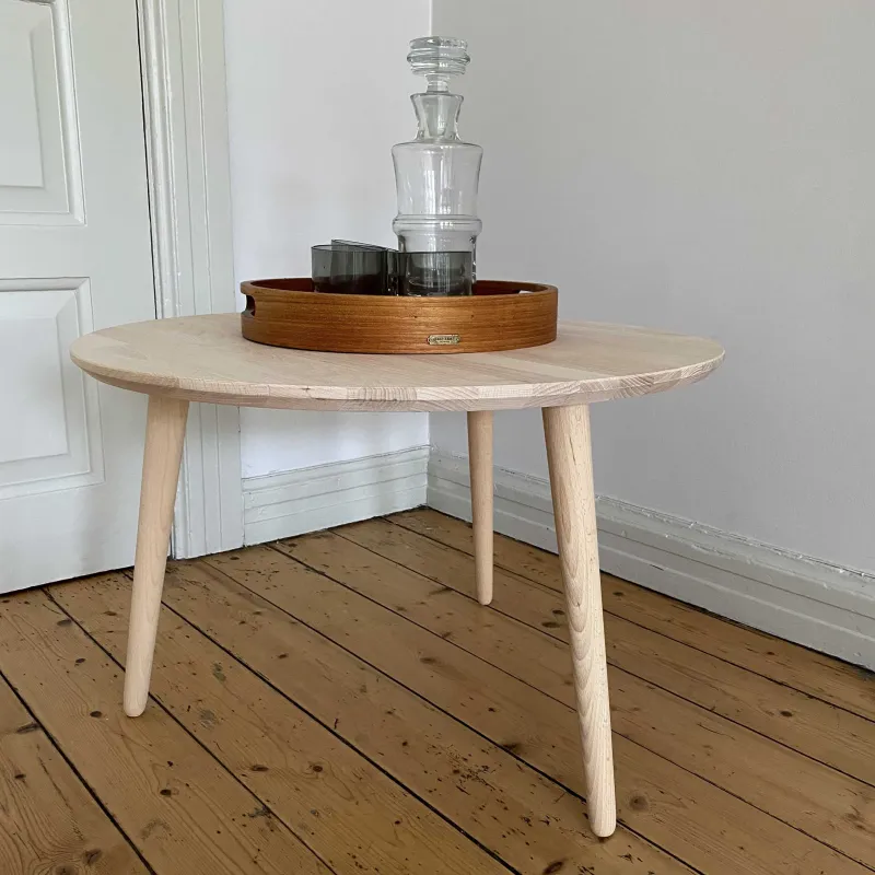 CT 10 - Sofabord i massiv bøg og diameter 70 cm Højde