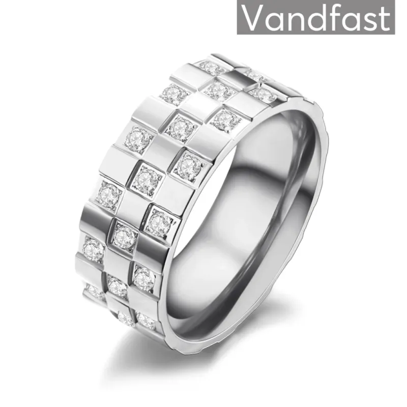 ANNEBRAUNER Chess White Ring