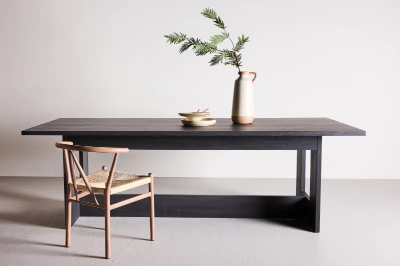 Venture Home - Milly  -  spisebord 100×235 cm  -  sort MDF, laminat træstruktur