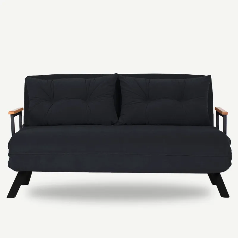 NORDVÄRK Sando 2 pers. sovesofa, m. armlæn - sort polyester stof og sort metal