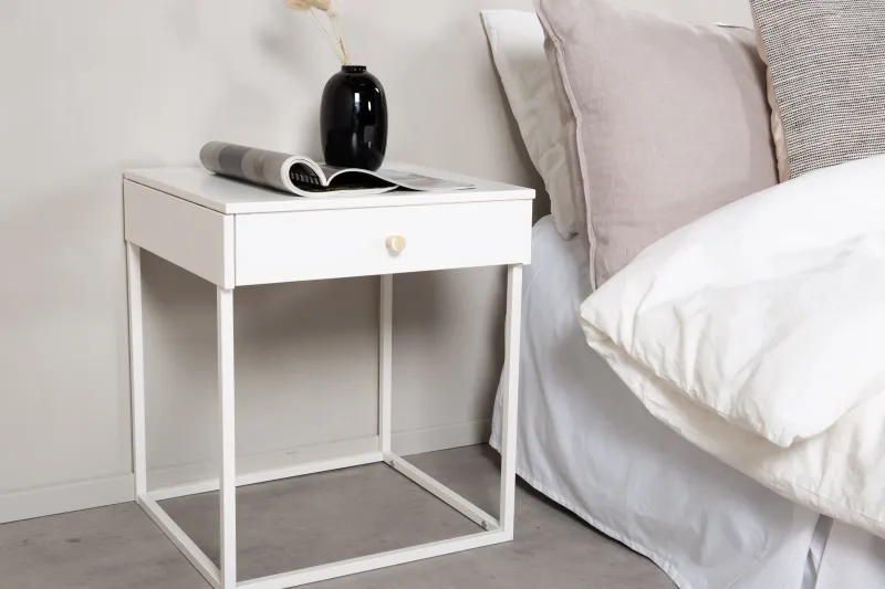 Venture Home - Bakal  -  sengebord, hvidt stål med skuffe  -  43×43×50 cm
