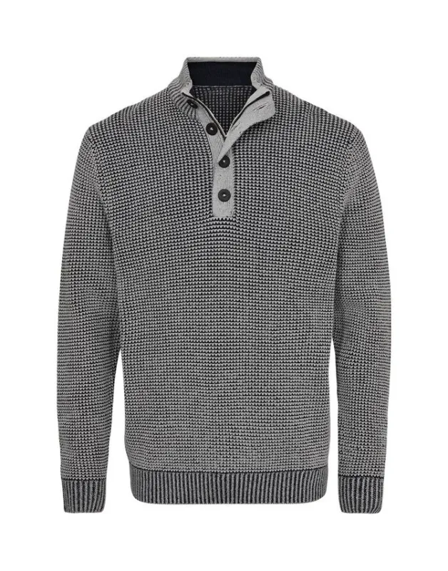Regular fit knit w. buttons