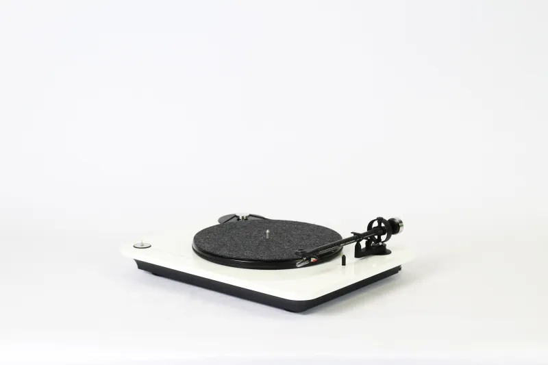 Elipson Chroma 400 RIAA OM10 White
