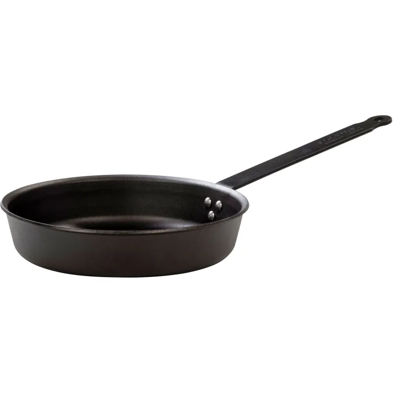 Kockums jernverk Stegepande kulstofstål, 24 cm.