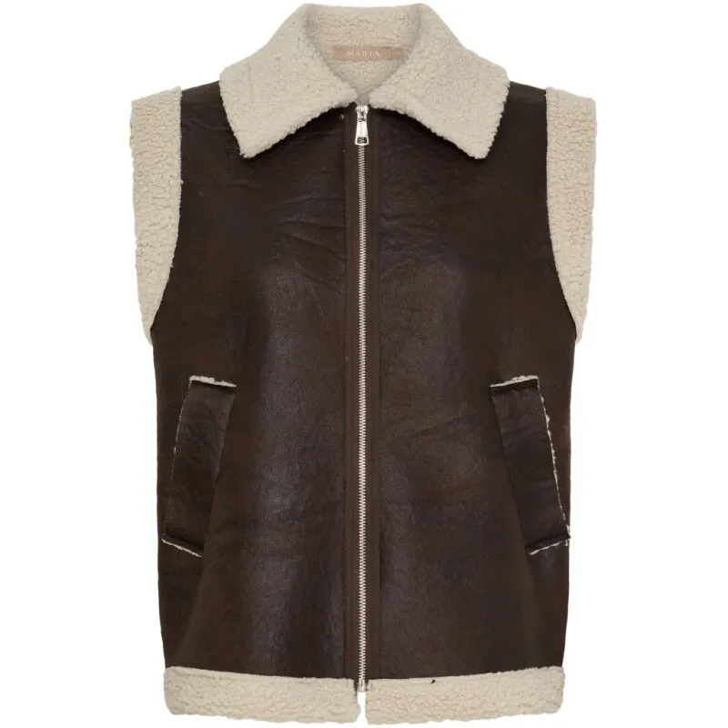 Marta du Chateau dame vest MdcValley 248347 - Moro15