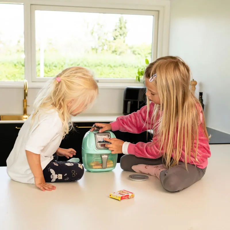 Sobczyk Junior - Legetøjs airfryer med 9 dele