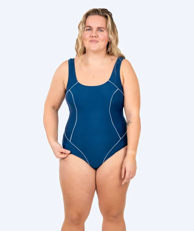 Watery badedragt i store størrelser til damer - Tamaya U-Back - Mørkeblå/hvid - Badedragter