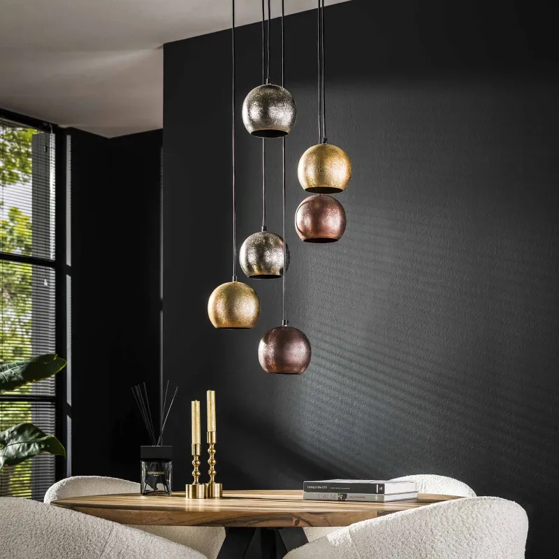 Dartford - Loftlampe med seks skærme i tre forskellige farver Levering