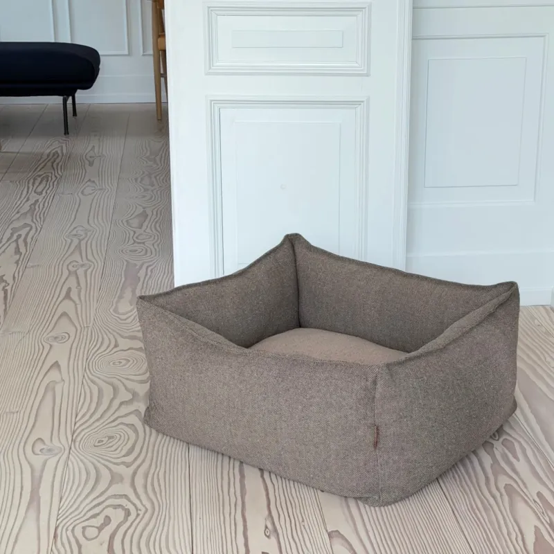 Carl hundekurven i brun - tweed - Medium