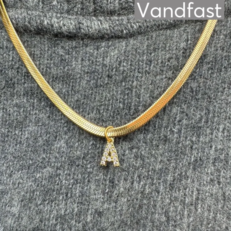 ANNEBRAUNER Snake Letter Halskæde 18K Guldbelagt