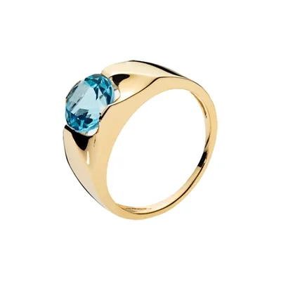 Ring i 8 kt. Guld med blå Topaz