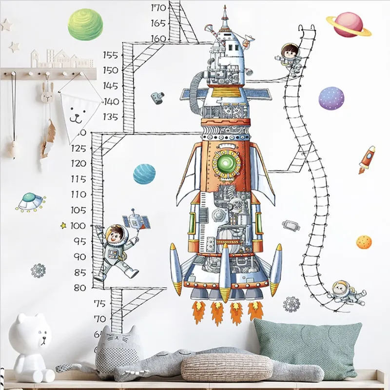 Rigtig flot Rumraket målebånds wallsticker. Højdemåler til rum-entusiasten op til 170cm